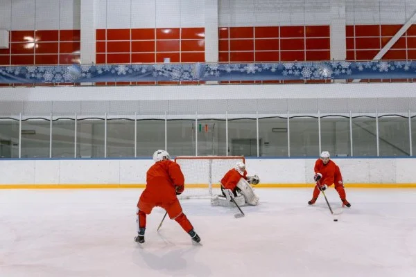 hockey team practice